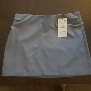 Zara. Blue Skirt. Size L.